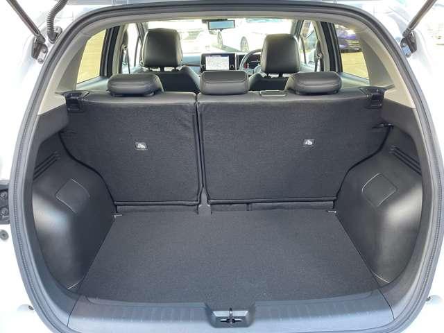 オーラ １．２　Ｇ　レザーエディション　試乗車　本革シート　ワンオーナ　本革　ＡＢＳ　パワーウィンドウ　パワステ　エアバッグ（18枚目）