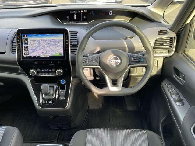 セレナ １．２　ｅ－ＰＯＷＥＲ　ハイウェイスター　Ｖ　プロパイロット　ワンオーナー　１オナ　フルオートエアコン　アルミホイール　エアバック　ＡＢＳ　パワステ　パワーウィンドウ（4枚目）