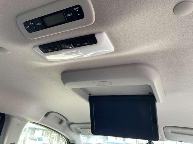 セレナ １．２　ｅ－ＰＯＷＥＲ　ハイウェイスター　Ｖ　プロパイロット　ワンオーナー　１オナ　フルオートエアコン　アルミホイール　エアバック　ＡＢＳ　パワステ　パワーウィンドウ（12枚目）