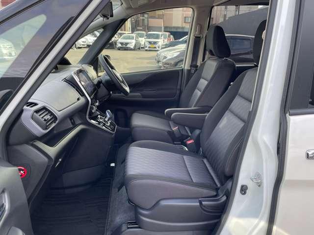 セレナ １．２　ｅ－ＰＯＷＥＲ　ハイウェイスター　Ｖ　プロパイロット　ワンオーナー　１オナ　フルオートエアコン　アルミホイール　エアバック　ＡＢＳ　パワステ　パワーウィンドウ（15枚目）