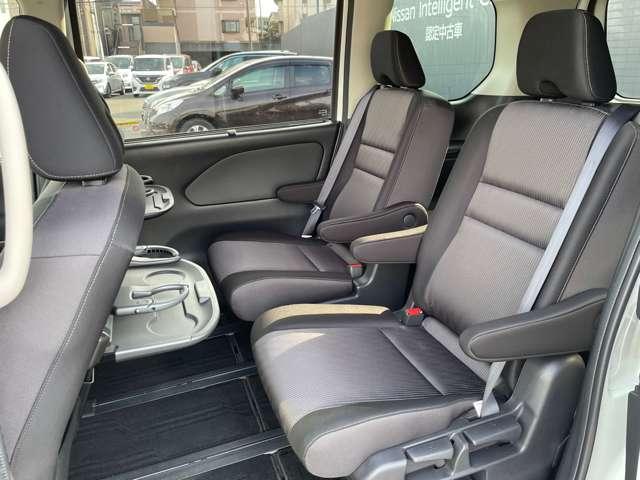 セレナ １．２　ｅ－ＰＯＷＥＲ　ハイウェイスター　Ｖ　プロパイロット　ワンオーナー　１オナ　フルオートエアコン　アルミホイール　エアバック　ＡＢＳ　パワステ　パワーウィンドウ（16枚目）