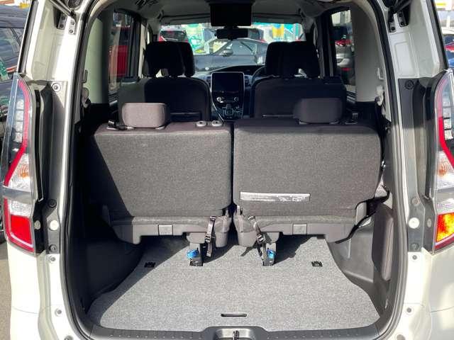 セレナ １．２　ｅ－ＰＯＷＥＲ　ハイウェイスター　Ｖ　プロパイロット　ワンオーナー　１オナ　フルオートエアコン　アルミホイール　エアバック　ＡＢＳ　パワステ　パワーウィンドウ（18枚目）