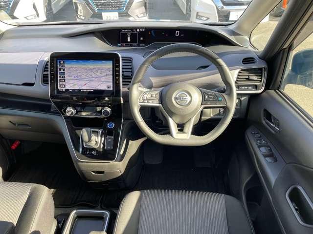 セレナ １．２　ｅ－ＰＯＷＥＲ　ハイウェイスター　Ｖ　後席モニター　ワンオーナー　１オナ　エアバック　ＡＢＳ　パワステ　パワーウィンドウ（4枚目）