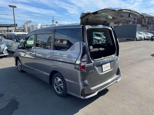 セレナ １．２　ｅ－ＰＯＷＥＲ　ハイウェイスター　Ｖ　後席モニター　ワンオーナー　１オナ　エアバック　ＡＢＳ　パワステ　パワーウィンドウ（20枚目）