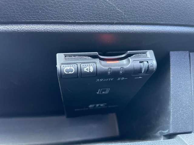 マーチ １．２　Ｓ　プラムインテリア　ワンオーナー　純正ナビ　１オーナー　エアコン　パワーステアリング　ＡＢＳ　エアバッグ　パワーウィンドウ（11枚目）