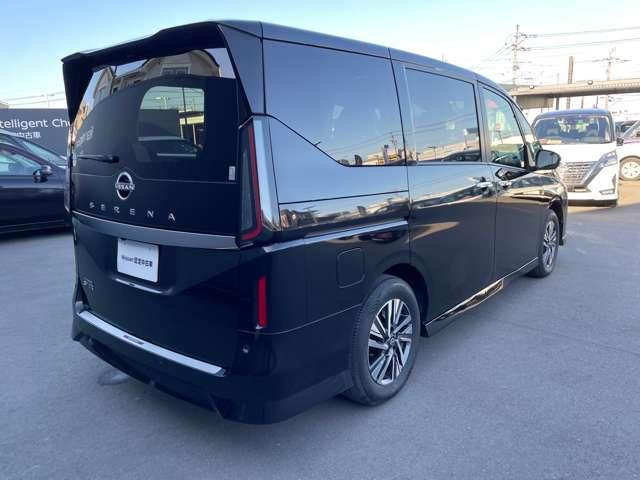 セレナ 2.0 ハイウェイスターV プロパイロット 後席モニター ワンオーナー車 プロパイロット 後席モニター SOSコール 前後ドライブレコーダー アラウンドビューモニター アルミホイール エアコン ABS パワーウィンドウ パワーステアリング(2枚目)