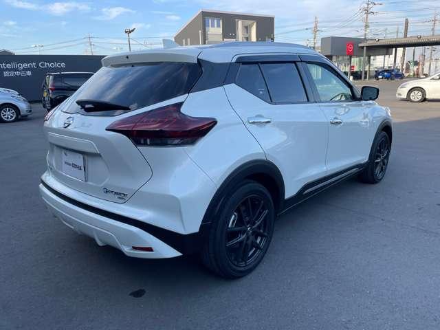 キックス 1.2 X FOUR (e-POWER) 4WD 試乗車 試乗車UP ワンオーナー 4WD(2枚目)
