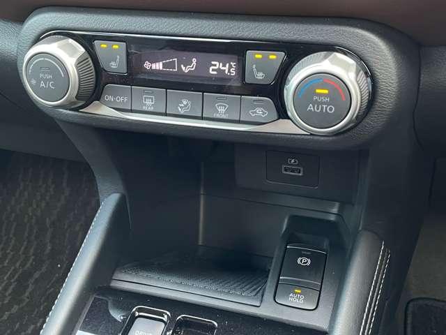 キックス 1.2 X FOUR ツートーン インテリアエディション 試乗車 ブラウン内装 4WD(9枚目)