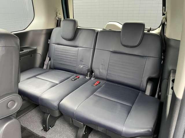 セレナ 1.4 e-POWER ルキシオン ワンオーナー 前後ドライブレコーダー インテリジェントエマージェンシーブレーキ アラウンドビュー LEDヘッドランプ ドライブレコーダー LDP ワンオーナー バックモニター パーキングアシスト ETC アルミホイール オートエアコン(17枚目)