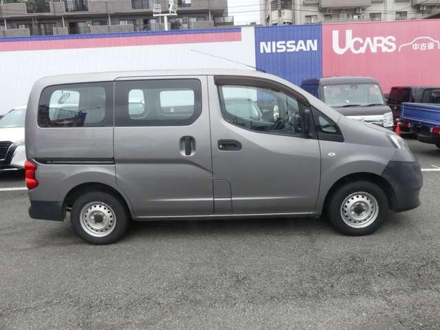 ＮＶ２００バネットバン １．６　ＤＸ　キーレス　社外ナビ　ＴＶ　点検記録簿　メモリーナビ　パワーステアリング　エアバック　マニュアルエアコン　ナビＴＶ　ＡＢＳ　ワンセグ　キーフリー　ＥＴＣ付き　ＷエアＢ（20枚目）