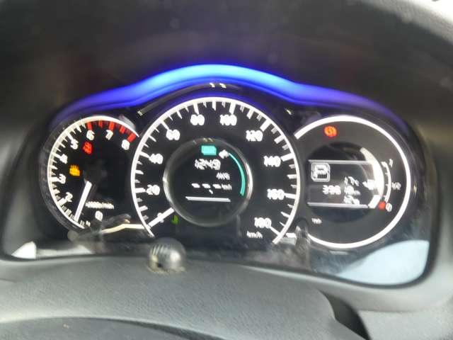 ノート 1.2 X DIG-S 踏み間違い防止装置 エマージェンシーブレ エコモード レーンアシスト AUTOエアコン 整備記録簿 ワンセグTV キーレスエントリー メモリーナビ ナビTV パワーステアリング ABS Wエアバック エアバック パワーウィンドウ インテリキ-(8枚目)