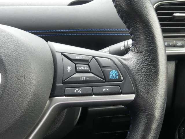 セレナ 1.2 e-POWER AUTECH スポーツスペック ツインモニタープロパイロット LEDヘッドライト 全方位カメラ 両側パワースライドドア 衝突被害軽減ブレーキ サイドカメラ レーダークルーズ メモリーナビ レーンアシスト バックカメラ アイドリングストップ ETC スマートキー(12枚目)