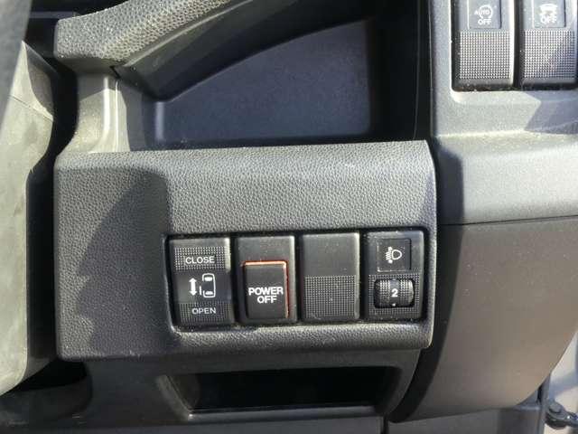 ラフェスタ 2.0 G 左オートスライド バックモニター ナビ Bカメラ セキュリティ AW Wエアバック メモリーナビ 運転席エアバッグ オートエアコン キーレス ABS パワーウィンドウ パワステ 両側スライド片側電動 アドバンスドキー Aストップ(8枚目)