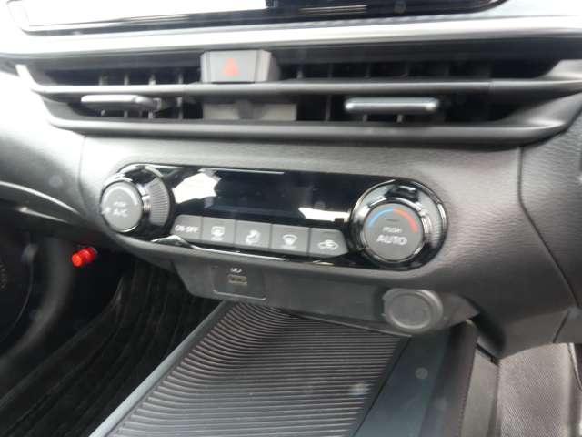 ノート 1.2 X ディスプレーオーディオ 衝突被害軽減ブレ-キ 全方位カメラ ETC付 LEDヘッドライト レーンアシスト インテリジェントキー ワンオーナー ドラレコ アイドリングストップ 整備記録簿 盗難防止システム パワーウィンドウ(12枚目)