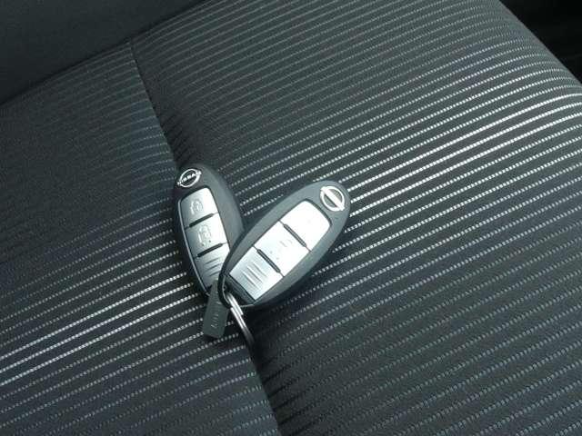 ノート 1.2 X ディスプレーオーディオ 衝突被害軽減ブレ-キ 全方位カメラ ETC付 LEDヘッドライト レーンアシスト インテリジェントキー ワンオーナー ドラレコ アイドリングストップ 整備記録簿 盗難防止システム パワーウィンドウ(13枚目)