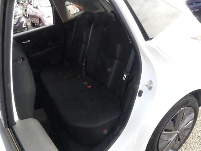 ノート 1.2 X ディスプレーオーディオ 衝突被害軽減ブレ-キ 全方位カメラ ETC付 LEDヘッドライト レーンアシスト インテリジェントキー ワンオーナー ドラレコ アイドリングストップ 整備記録簿 盗難防止システム パワーウィンドウ(17枚目)