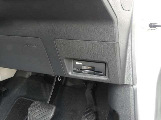 サクラ G ラインオプションナビ プロパイロット 展示試乗車UP ワンオーナ 踏み間違い防止アシスト LEDヘッドランプ スマートキー LDW 盗難防止システム オートエアコン ETC バックカメラ アダプティブクルーズコントロール ABS ナビTV(11枚目)