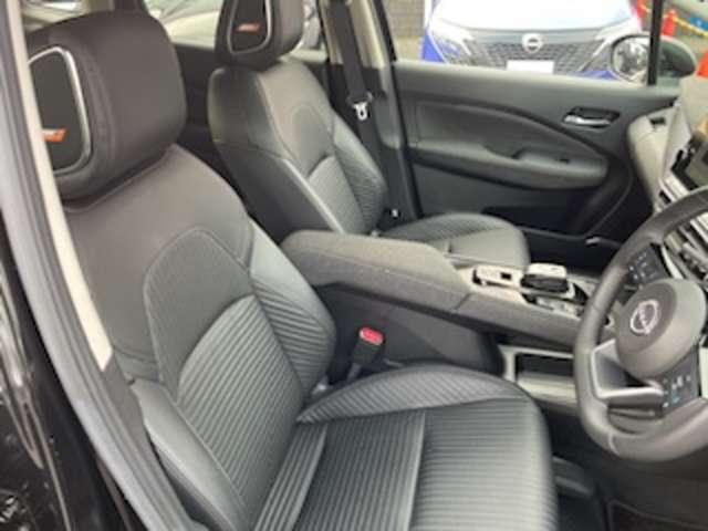 オーラ 1.2 G レザーエディション プロパイロット 本革シート ワンオーナ 追突防止 レーダークルーズ 本革 車線逸脱警報装置 LED 盗難防止 記録簿 バックモニター ETC インテリジェントキー メモリーナビゲーション AW キーレスエントリー オートエアコン(3枚目)