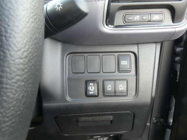 セレナ 1.2 e-POWER ハイウェイスター V ツインモニター プロパイロット 360°カメラ エマジェンシーブレーキ 1オナ スマキー LED レーンアシスト 点検記録簿付 ETC ドラレコ Aストップ イモビ フルオートエアコン アルミホイール エアバック キーフリー ABS(7枚目)