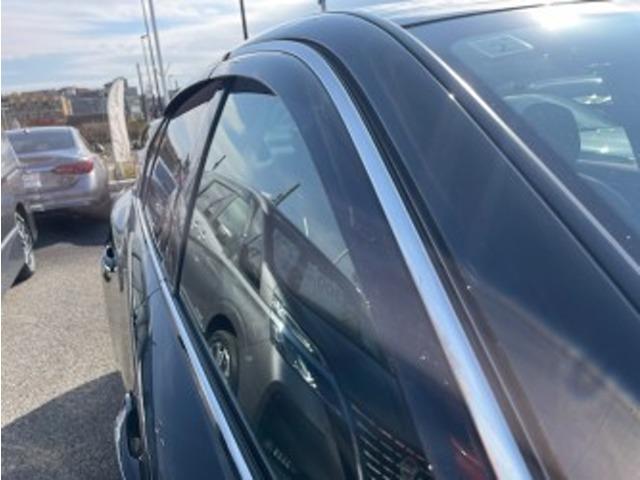 スカイライン ３．５　３５０ＧＴ　ハイブリッド　タイプＰ　黒本革シート　インテリジェントクルーズＣ　スマートキ　プリクラッシュ　アラウンドモニタ　盗難防止システム　ＬＥＤ　ＡＷ　オートクルーズコントロール　ＴＶナビ　オートエアコン　キーレスゴー　メモリ－ナビ　レーンアシスト　Ｂカメラ　ＥＴＣ　革（18枚目）