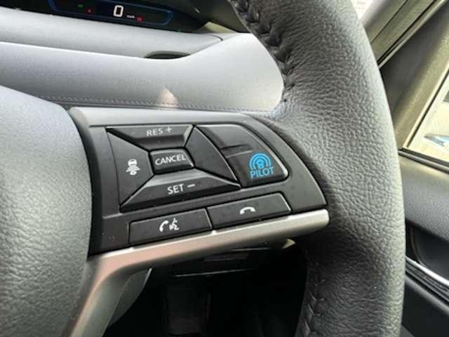 セレナ 1.2 e-POWER ハイウェイスター V ツインモニター プロパイロット 360°カメラ エマジェンシーブレーキ 1オナ スマキー LED レーンアシスト 点検記録簿付 ETC ドラレコ Aストップ イモビ フルオートエアコン アルミホイール エアバック メモリーナビ(7枚目)