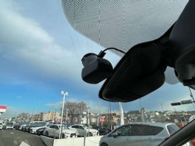 セレナ 1.2 e-POWER ハイウェイスター V ツインモニター プロパイロット 360°カメラ エマジェンシーブレーキ 1オナ スマキー LED レーンアシスト 点検記録簿付 ETC ドラレコ Aストップ イモビ フルオートエアコン アルミホイール エアバック メモリーナビ(16枚目)