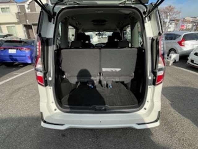 セレナ 1.2 e-POWER ハイウェイスター V ツインモニター プロパイロット 360°カメラ エマジェンシーブレーキ 1オナ スマキー LED レーンアシスト 点検記録簿付 ETC ドラレコ Aストップ イモビ フルオートエアコン アルミホイール エアバック メモリーナビ(20枚目)