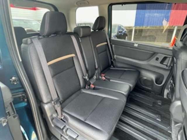 セレナ 1.4 e-POWER ハイウェイスターV ツインモニター プロパイロット 自動(被害軽減)ブレーキ LDP 追従クルーズ LEDランプ アルミホイール ETC 記録簿 盗難防止システム スマートキー 1オナ オートエアコン サイドカーテンエアバック ナビTV メモリーナビ(4枚目)