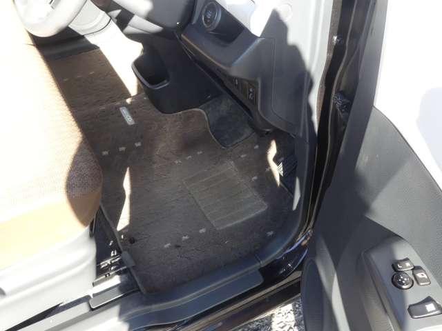 モコ 660 S 純正ナビTV ワンセグテレビ 盗難防止 キーレス ETC付き Wエアバッグ メモリーナビ パワーウィンドウ エアコン アイドリングストップ ワンオーナー ABS パワステ 運転席エアバッグ スマートエントリー(12枚目)