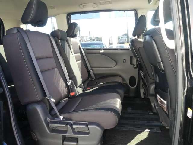 セレナ 2.0 ハイウェイスター VセレクションII ツインモニター アラウンド 全周囲モニタ アイスト インテリキー LEDライト ETC車載器 オートクルーズコントロール 記録簿 メモリ-ナビ アルミ TVナビ エアバック ABS Wエアバッグ パワーウィンドウ オートエアコン(13枚目)