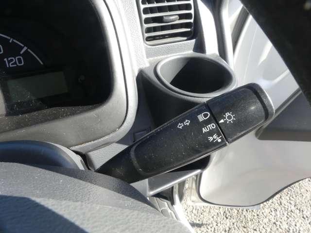 NT100クリッパートラック 660 DX セーフティ パッケージ 4WD オートマパートタイム4WD 助手席エアバック 運転席エアバック 4WD パワステ エアコン ABS(11枚目)