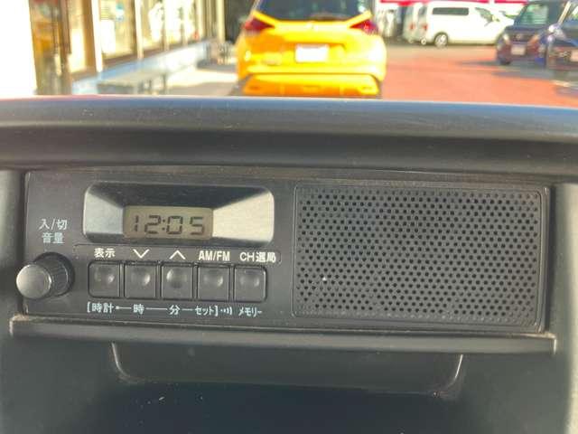 AM/FMチューナー付き。