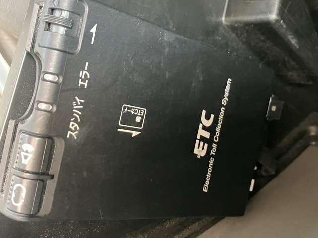 ETC装着済み!高速道路の料金所も楽々スイス〜イと通れちゃいます♪お納車時点ではセットアップした状態でお渡しいたしますので、お客様の方で面倒な手続きは一切ございません!