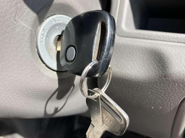 キ-レスがついているので、ドアロックの開閉がらくらくです。