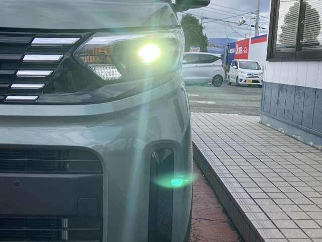 ルークス X 当社試乗車UP 衝突被害軽減ブレーキ 踏み間違い衝突防止 メモリーナビ アラウンドビュー 前後ドライブレコーダー ETC2.0 LEDヘッドライト ハイビームアシスト セキュリティ 禁煙車 当店特撰車(20枚目)