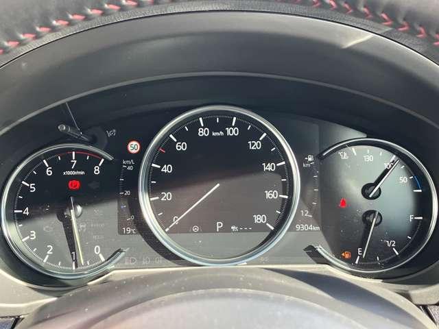 視認性の高いメーターです。シンプルで見やすいメーター廻りです（＾＾♪