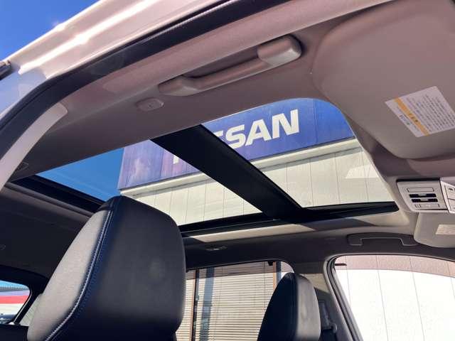 エクストレイル オーテック アドバンスドパッケージ e-4ORCE 当社下取りワンオーナー サンルーフ 衝突被害軽減ブレーキ 踏み間違い衝突防止 メモリーナビ アラウンドビュー 前後ドライブレコーダー ETC2.0 LEDヘッドライト ハイビームアシスト 当店特撰車(6枚目)