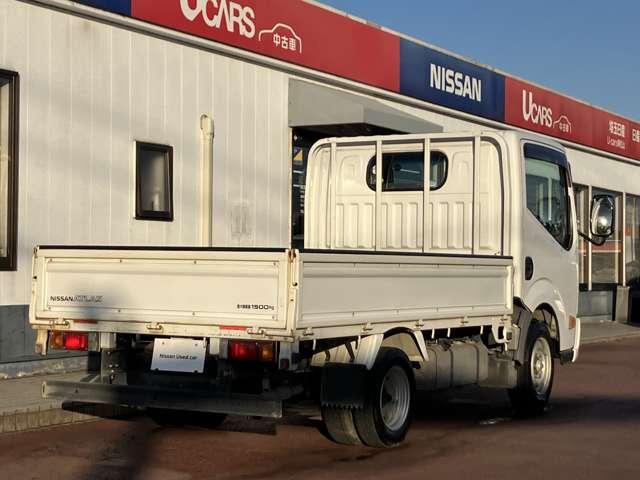 アトラストラック ショートスーパーローDX 当社下取りワンオーナー 小径ダブルタイヤ 木製荷台 CDチューナー 当店特撰車(2枚目)