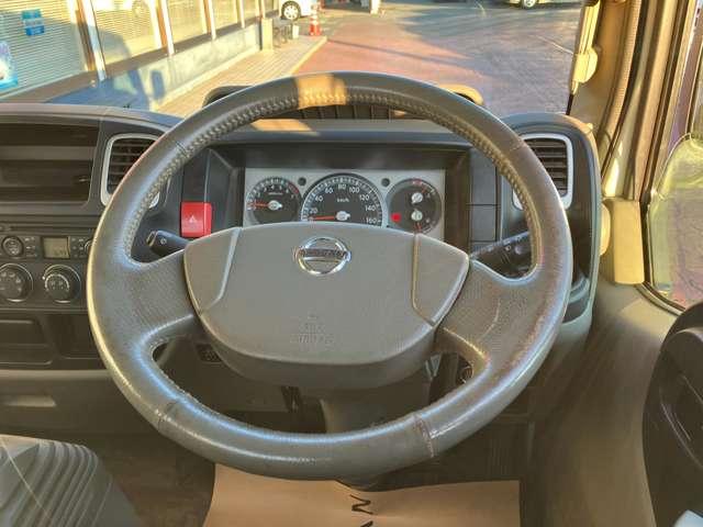 アトラストラック ショートスーパーローDX 当社下取りワンオーナー 小径ダブルタイヤ 木製荷台 CDチューナー 当店特撰車(4枚目)