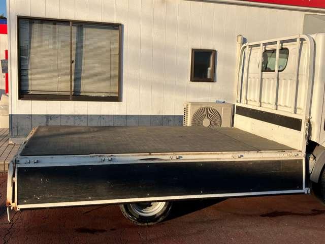 アトラストラック ショートスーパーローDX 当社下取りワンオーナー 小径ダブルタイヤ 木製荷台 CDチューナー 当店特撰車(7枚目)