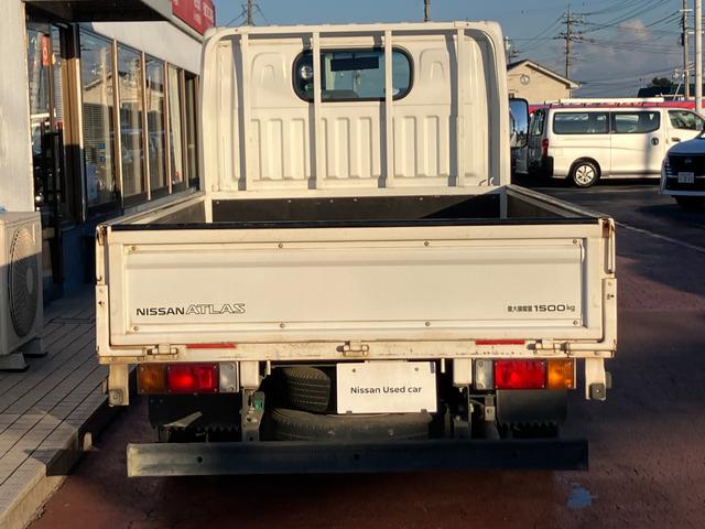 アトラストラック ショートスーパーローDX 当社下取りワンオーナー 小径ダブルタイヤ 木製荷台 CDチューナー 当店特撰車(22枚目)