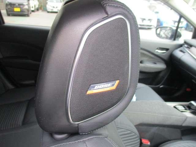 オーラ 1.2 G レザーエディション BOSEパーソナライズサウンドシステム・プロ ワンオーナ 追突防止 レーダークルーズ 本革 車線逸脱警報装置 LED 記録簿 バックモニター ETC インテリジェントキー メモリーナビゲーション AW キーレスエントリー オートエアコン ABS(10枚目)