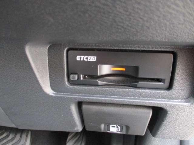 オーラ 1.2 G レザーエディション BOSEパーソナライズサウンドシステム・プロ ワンオーナ 追突防止 レーダークルーズ 本革 車線逸脱警報装置 LED 記録簿 バックモニター ETC インテリジェントキー メモリーナビゲーション AW キーレスエントリー オートエアコン ABS(15枚目)