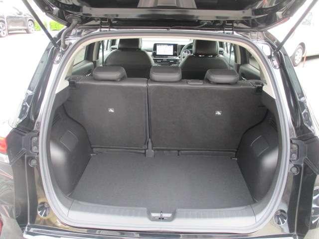 オーラ 1.2 G レザーエディション BOSEパーソナライズサウンドシステム・プロ ワンオーナ 追突防止 レーダークルーズ 本革 車線逸脱警報装置 LED 記録簿 バックモニター ETC インテリジェントキー メモリーナビゲーション AW キーレスエントリー オートエアコン ABS(20枚目)