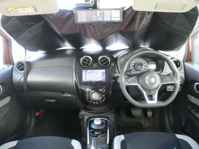 ノート ｅ－パワー　Ｘ　★スマートルームミラー★アラウンドビューモニター★運転席助手席エアバック★レーンキープ★ナビＴＶ★サイドカメラ★運転席エアバッグ★インテリキー★ＬＥＤヘッド★ＥＴＣ車載器★パワーウィンドウ（4枚目）