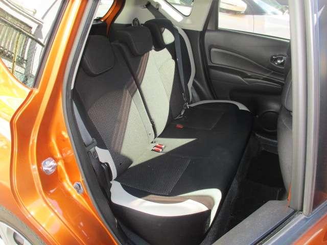 ノート ｅ－パワー　Ｘ　★スマートルームミラー★アラウンドビューモニター★運転席助手席エアバック★レーンキープ★ナビＴＶ★サイドカメラ★運転席エアバッグ★インテリキー★ＬＥＤヘッド★ＥＴＣ車載器★パワーウィンドウ（20枚目）