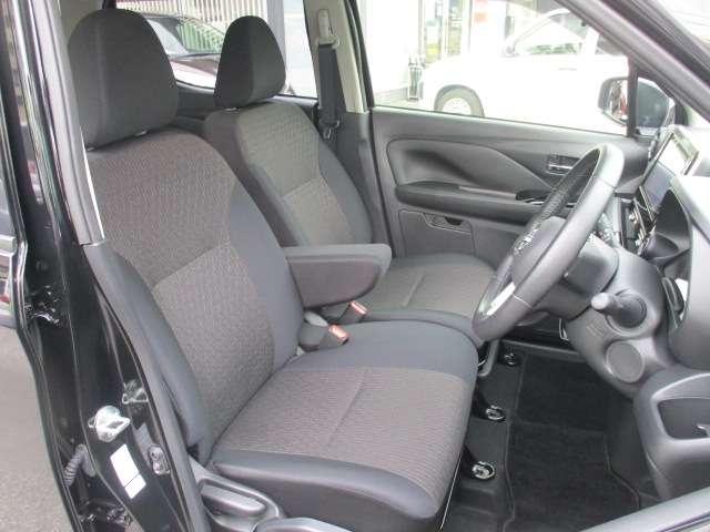 デイズ ハイウェイスター　Ｘ　★ナビ連動純正ドライブレコーダー★エマブレ★アラウンドビューモニター★ＬＥＤ★ワンオーナー★インテリキー★ＥＴＣ★車線離脱装置★メモリーナビ★フルセグ★オートエアコン★記録簿★アルミホイール（16枚目）