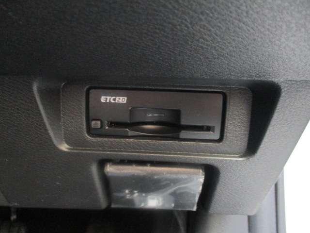 オーラ Ｇ　★パワーシート★ＢＯＳＥサウンドシステム★エマージェンシーブレーキ★ＬＥＤ★アラウンドビューモニター★ＥＴＣ★カーテンエアバッグ★アルミホイール★インテリキー★ワンオーナー★メモリーナビ（12枚目）