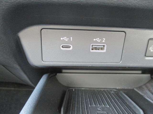 オーラ Ｇ　★パワーシート★ＢＯＳＥサウンドシステム★エマージェンシーブレーキ★ＬＥＤ★アラウンドビューモニター★ＥＴＣ★カーテンエアバッグ★アルミホイール★インテリキー★ワンオーナー★メモリーナビ（18枚目）