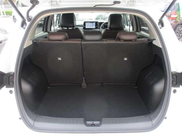 オーラ Ｇ　★パワーシート★ＢＯＳＥサウンドシステム★エマージェンシーブレーキ★ＬＥＤ★アラウンドビューモニター★ＥＴＣ★カーテンエアバッグ★アルミホイール★インテリキー★ワンオーナー★メモリーナビ（19枚目）